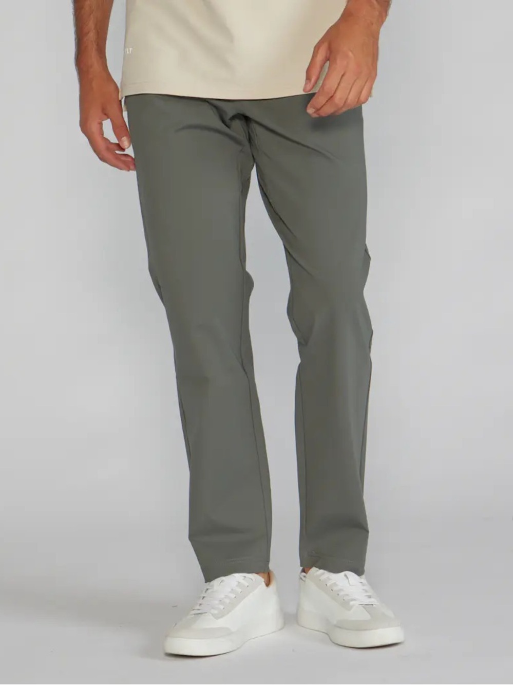 NWT Bylt Basics Everyday Pants 2.0 Charcoal Classic Fit Regular Length 33